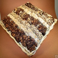 A Vienesse Crunch, Almond and Peanut Clusters